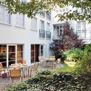 Adagio Montmartre Francie